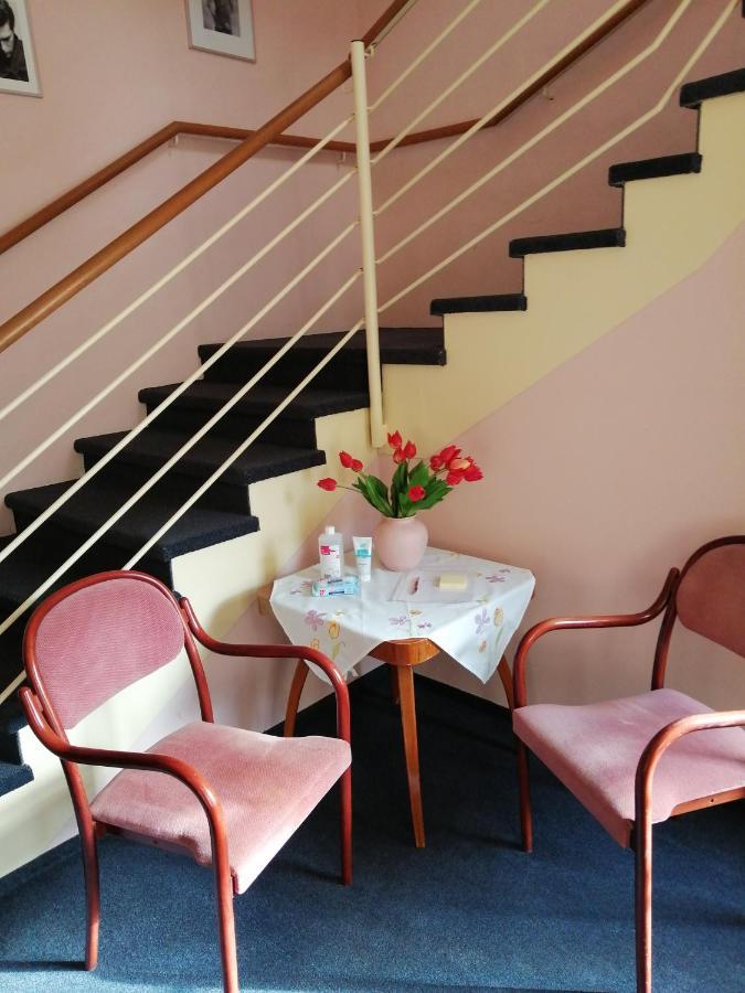 Apartmany Cesky Dvur Mariánské Lázně Exterior foto